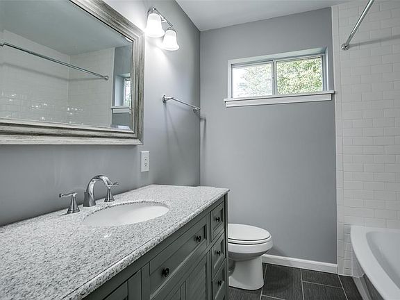 4th image of 2308 Ballycastle Dr