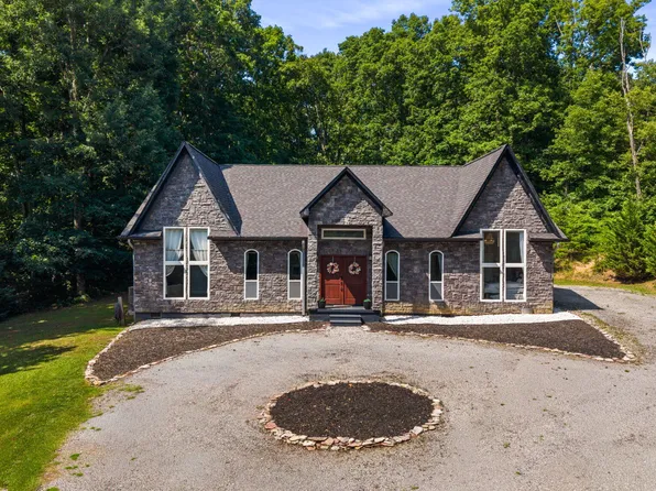 304 Lees Chapel Rd, Sweetwater, TN 37874