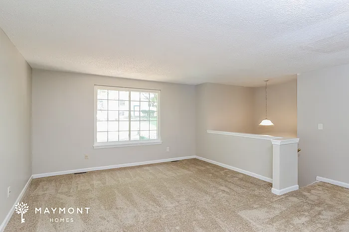 4 bed, 2.0 bath, 1784 sqft, $2,045 — Photo 4