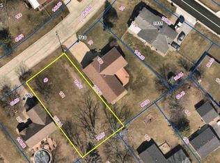 181 Dor Dr, Sandusky, OH