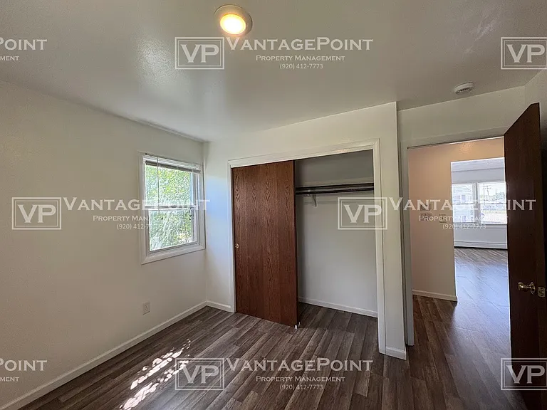 1234 S Erie St #4 — Photo 6
