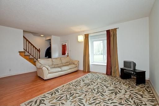 2nd image of 459 Yorkshire Sq #459