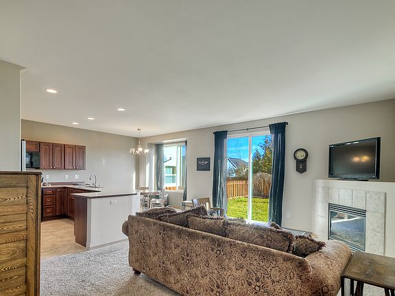 4th image of 18713 97th Avenue Ct E