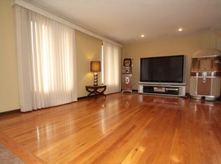 651 Buckingham Dr, Greensburg, PA 15601