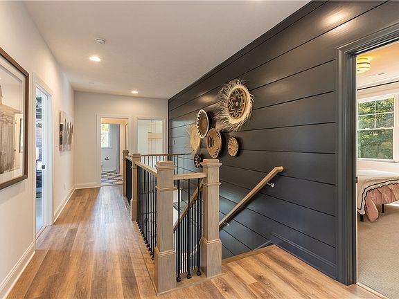 4th image of 103 Shadow Ridge Dr