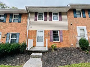 315 New Kent Rd, Blacksburg, VA 24060