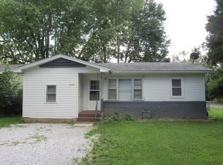 2854 W Nichols St, Springfield, MO 65803