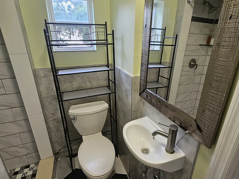 306 Turner St — Photo 21