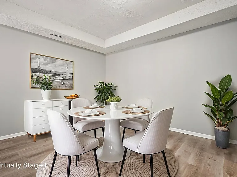 Aspen Apartments in Whitehall — Photo 53