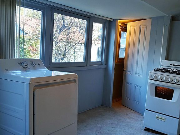 5th image of 239 Edelen Ave #B