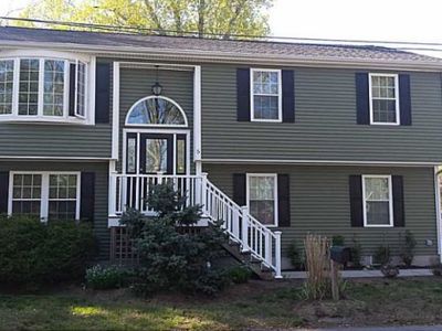 5 Obadiah Ave, Warwick, RI, 02889
