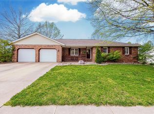 151 Fairington Dr, Troy, IL 62294