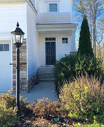 5th image of 9455 Selborne Cir