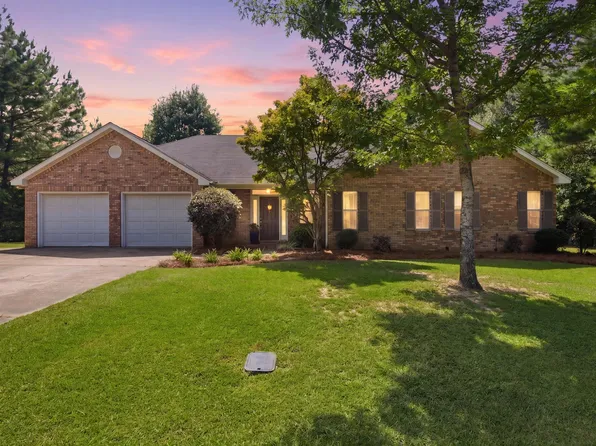 79 Fairview Dr, Petal, MS 39465