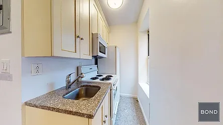 Rented by Bond New York