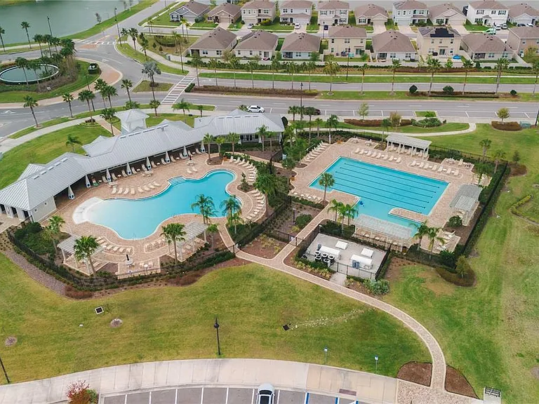 2878 Suncoast Plains Dr — Photo 11