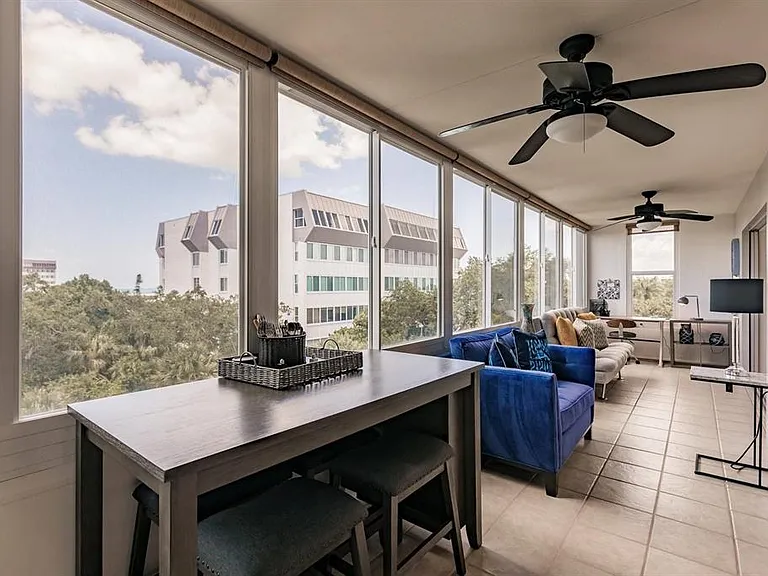 1255 E Peppertree Dr #403 — Photo 21