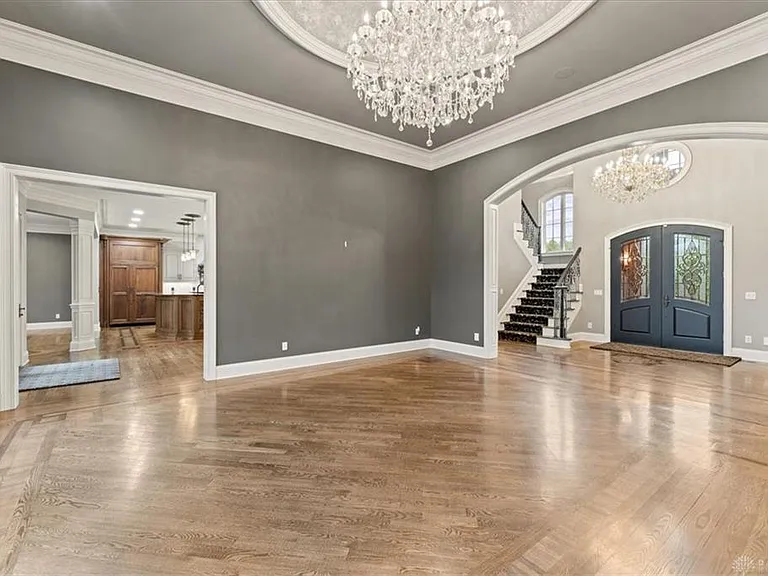 9020 Whisperinghill Dr — Photo 25