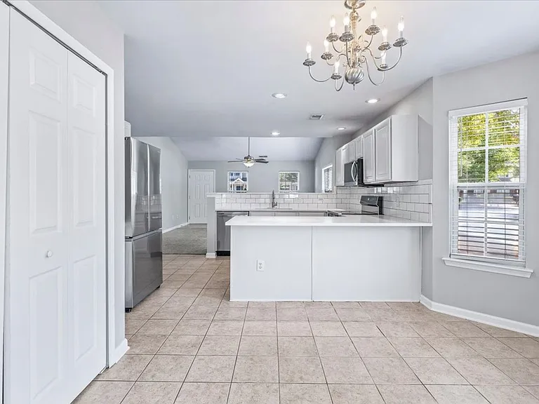 205 Sonata Cir — Photo 12