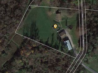 102 Beatty Ln, Scenery Hill, PA 15360