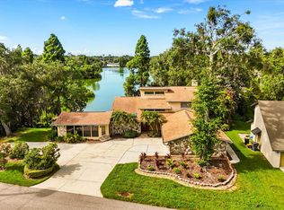 6033 Mountain Lake Dr, Lakeland, FL 33813