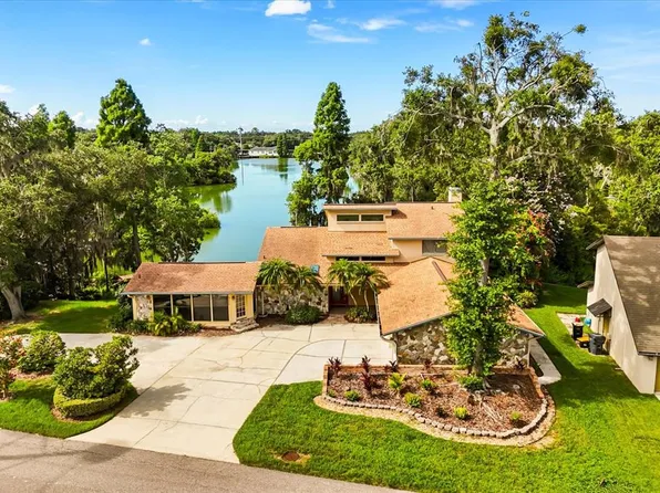 6033 Mountain Lake Dr, Lakeland, FL 33813