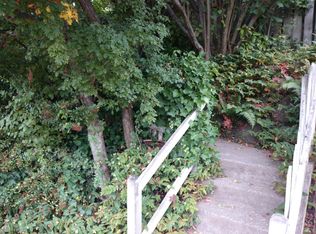 3948 SW Southern St, Seattle, WA 98136