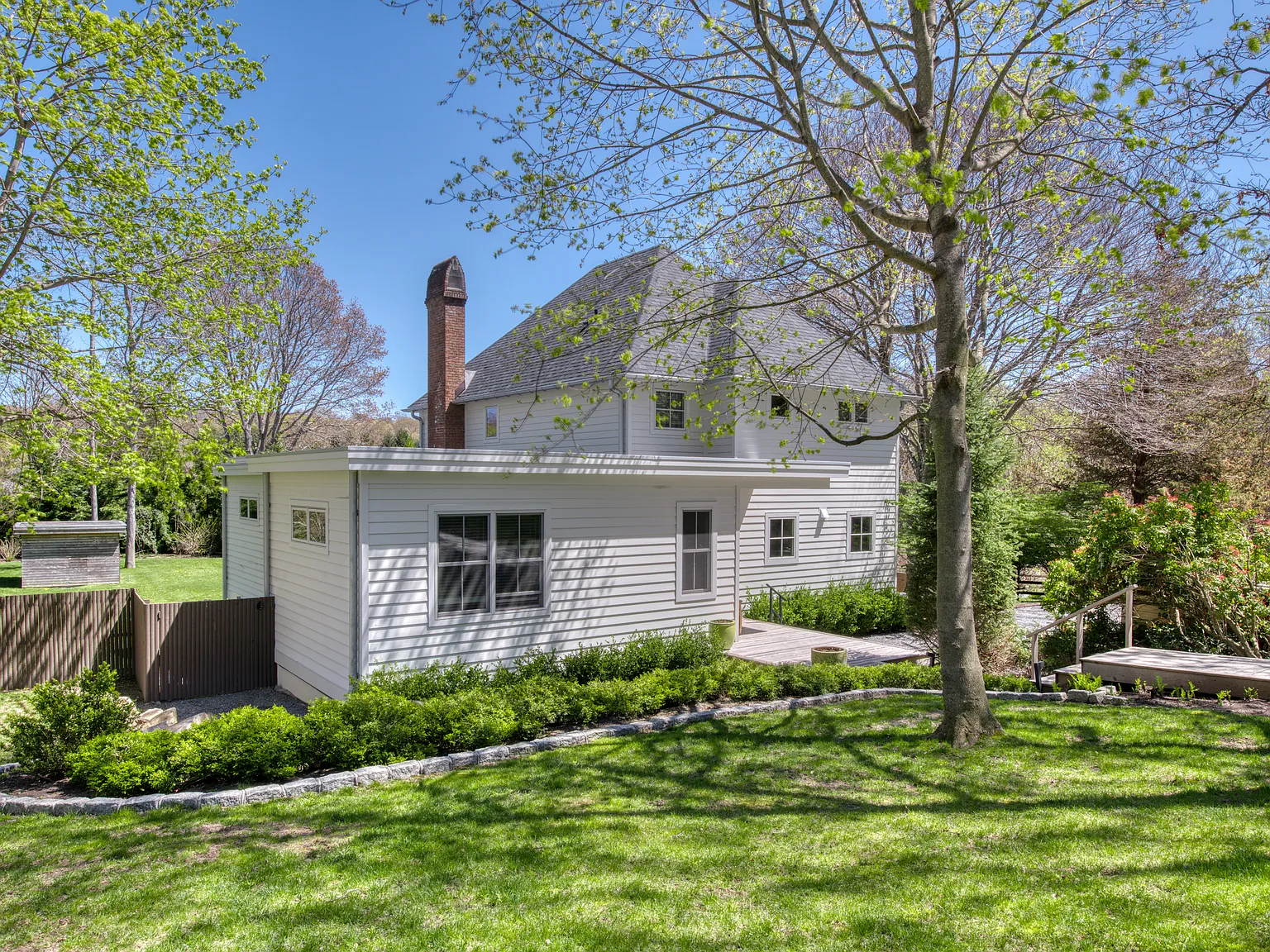 Sag Harbor Village Stylish Retreat - Week of US Open + July 2 Wks — Photo 2