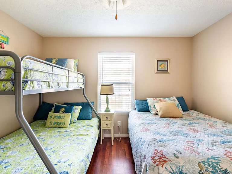 Sandollar Cir — Photo 42