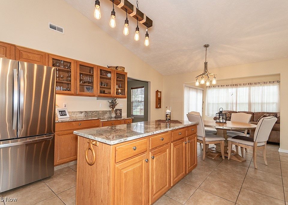 2560 Edgebrook Xing, Twinsburg, OH 44087 | Zillow
