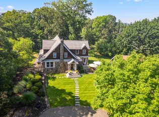 424 Storms Rd, Valley Cottage, NY 10989