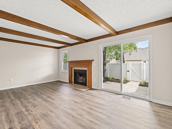 3rd image of 3792 Baybridge Ln #6-3