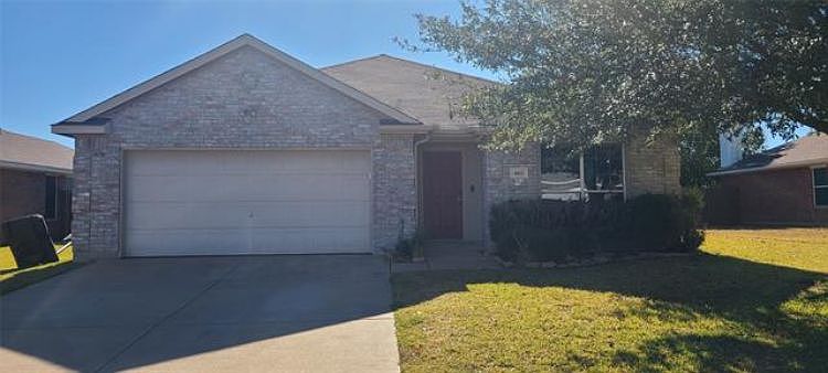 1st image of 4612 Fox Meadows Ln