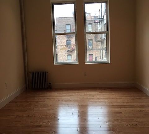 5th image of 514 W 211th St APT 1I