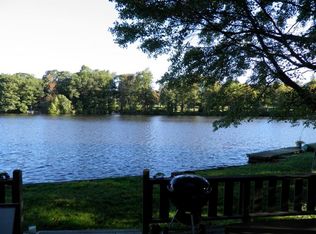 42 Granby St, Glocester, RI 02814