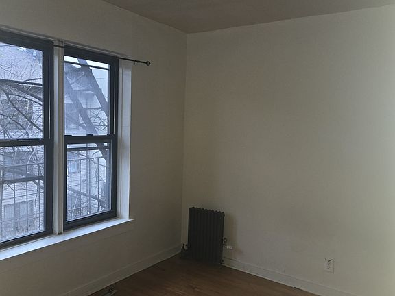 4th image of 1539 Park Pl APT B8