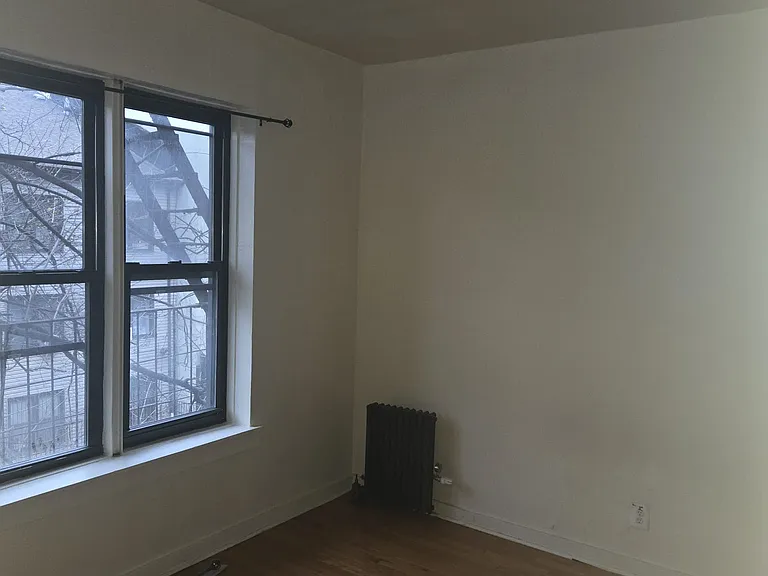 1539 Park Pl #B8 — Photo 4