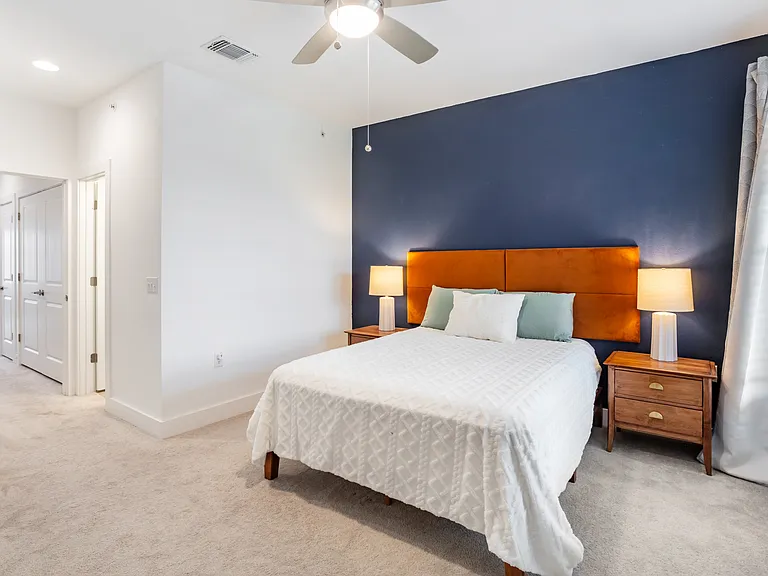 2517 Simond Ave #C — Photo 13