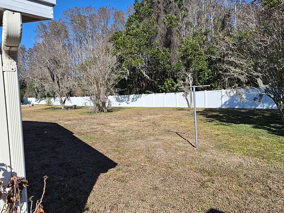 3rd image of 6010 Madeira Ave