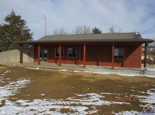 339 Shawnee Ter, Pomona, KS 66076