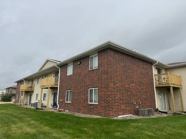 Prairie View Apartments, 544 E 30th St #44, Fremont, NE 68025