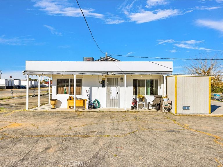 Listing photo 5