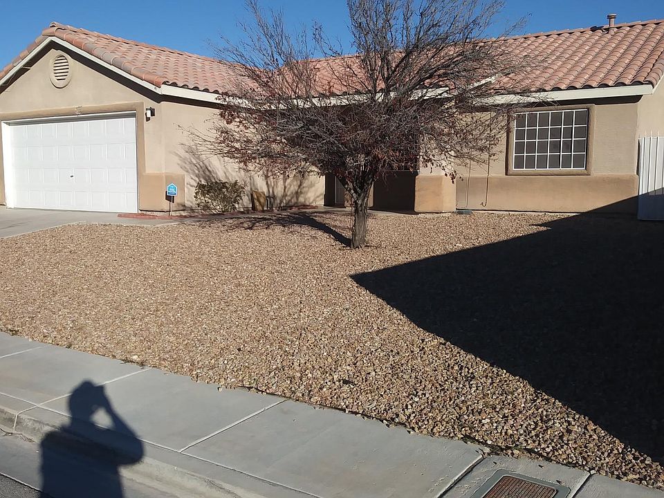1st image of 22 Warm Glen Ave
