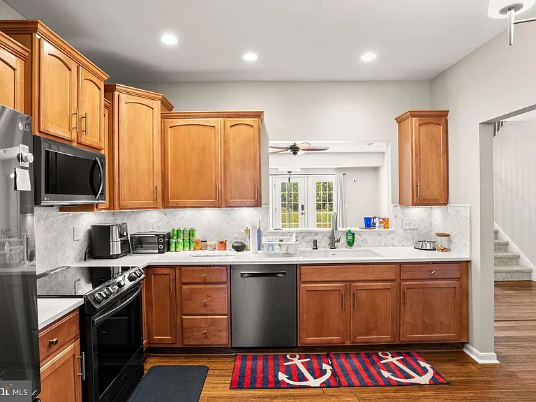2080 Deer Run Dr — Photo 8
