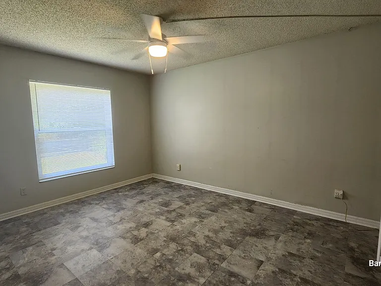 112 Lacosta Ln #311 — Photo 9