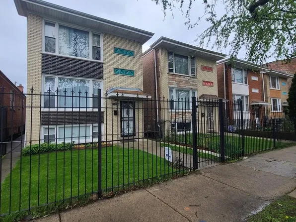 (undisclosed Address), Chicago, IL 60609