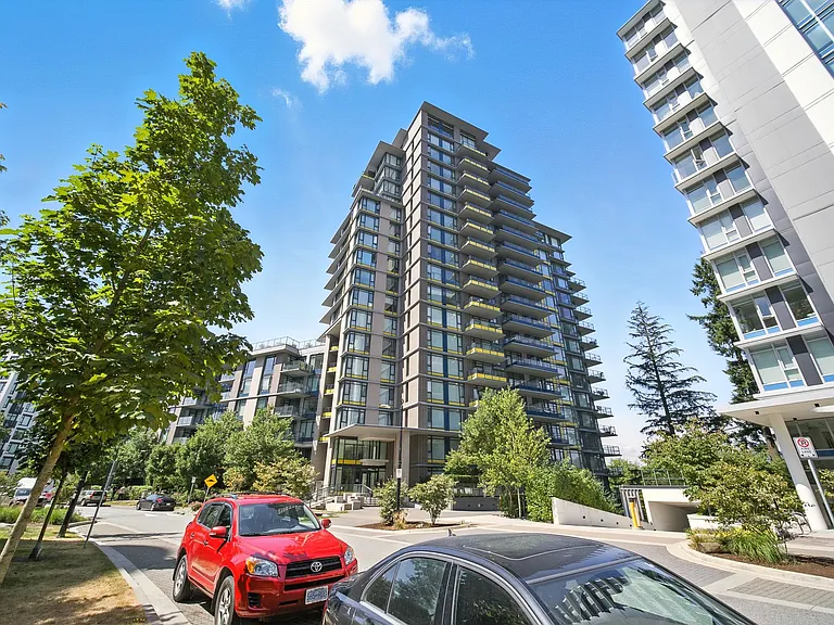 8850 University Cres #4XX — Photo 1