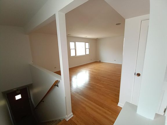 4th image of 8556 Saint Louis Ave #2