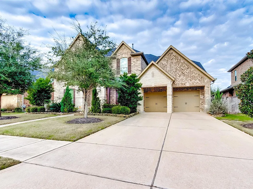 10307 Latta Creek Dr
