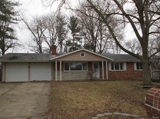 134 Romine Cir, Ballwin, MO